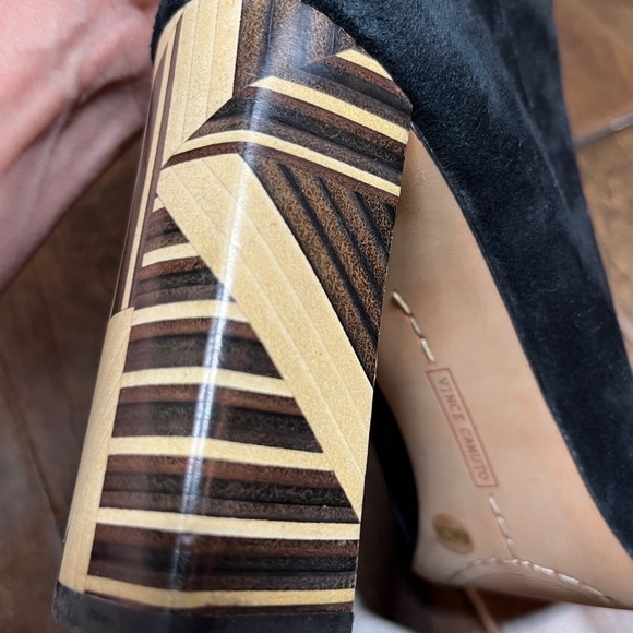 Vince Camuto Brynta Black Leather Bootie Geometric Brown Wood Block Heel 8 - Picture 2 of 13